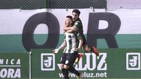 Banfield lo ganó en el final y sigue vivo en la pelea por la Sudamericana.