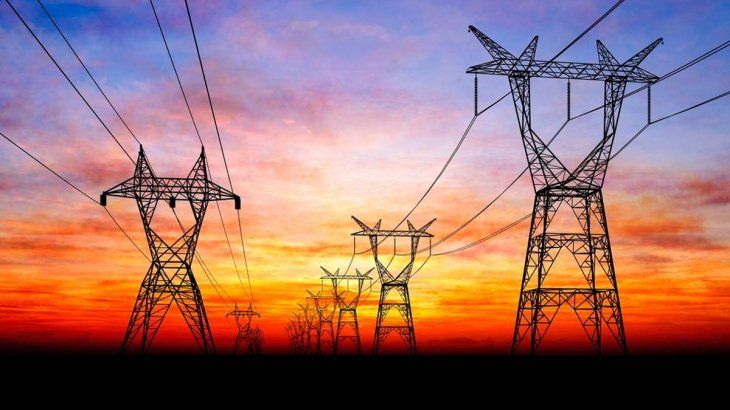 The industrial sector and large businesses plummeted their demand for electricity 7.8% year-on-year.