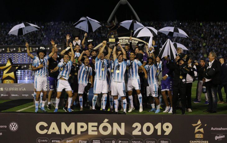 Racing despidió a Coudet con un título, el segundo del año.