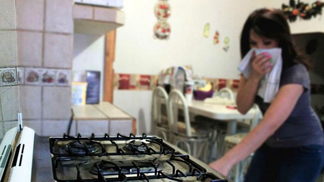 Los síntomas iniciales por intoxicación con gas pueden parecer leves, pero progresan con rapidez.