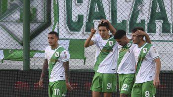 banfield festejo el fin de una larga racha