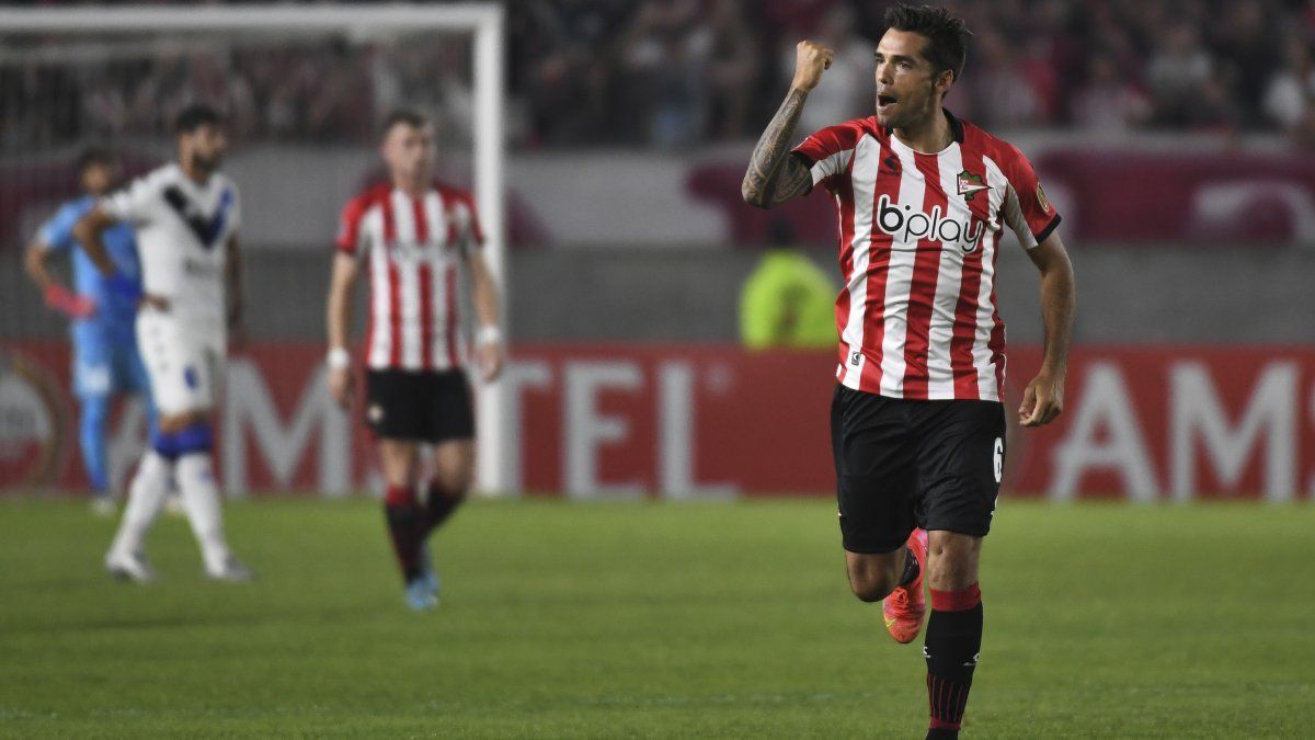 Students thrashed Vélez in the Argentine duel of Copa Libertadores Students thrashed Vélez in the Argentine duel of Copa Libertadores