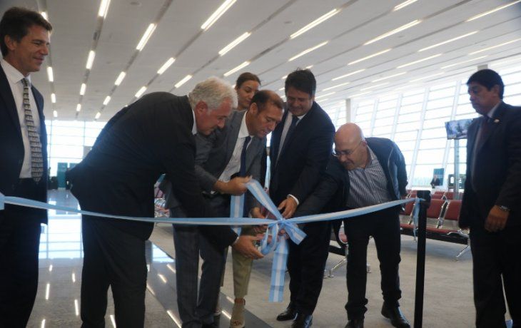 se inauguro la primera etapa de las obras renovacion del aeropuerto de neuquen