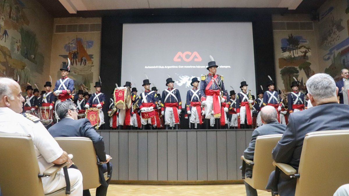 The Argentine Automobile Club pays tribute to Malvinas veterans on National Sovereignty Day