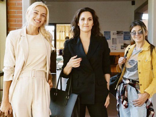 Pequeñas victorias. Mariana Genesio, Julieta Díaz y Natalie Pérez en la serie de Amazon Prime y Telefé.
