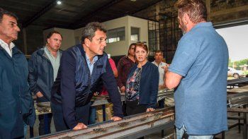 Massa en Presidente Perón, junto a la candidata a Intendente local, Blanca Cantero.