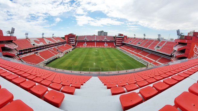 INDEPENDIENTE CANCHA.jpg