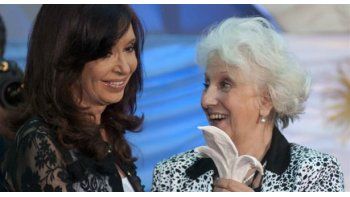 Cristina de Kirchner y Estela De Carlotto.