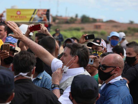 Potencialmente, Jair Bolsonaro pudo haber contagiado a decenas de personas con coronavirus.