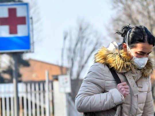 La epidemia se expandió fuera de China continental en las últimas semanas y ya 26 países notificaron contagios y fallecimientos.
