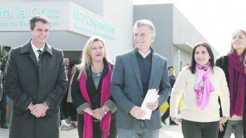 recorrida. El Presidente Mauricio Macri visitó ayer un Núcleo de Innovación y Desarrollo de Oportunidades (NIDO), que brinda capacitación y atención sanitaria a familias de Entre Ríos, en uno de los actos cuestionados.&nbsp;