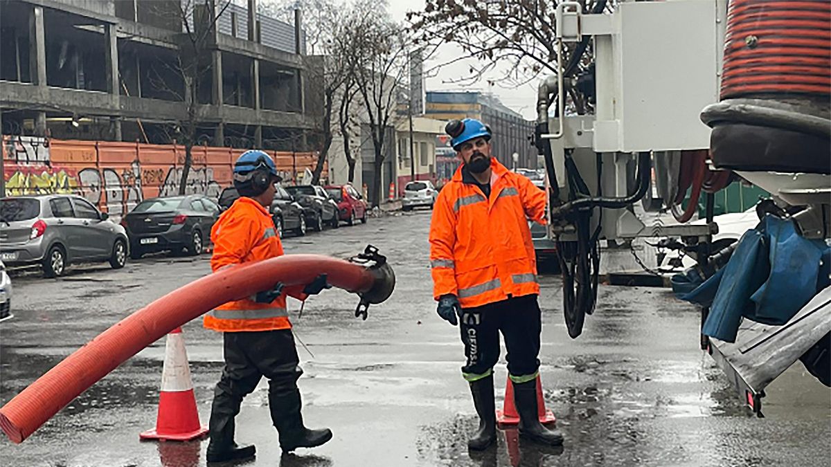 Hard crossings between the Mides and the Municipality of Montevideo due to floods