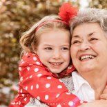 La ciencia reveló la razón por la que las mujeres viven más que los hombres. La ciencia reveló la razón por la que las mujeres viven más que los hombres.