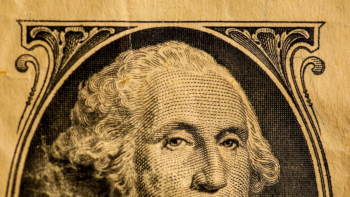 Why is there little supply of bank credit despite good liquidity?