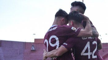 Lanús ganó como local y es el único líder de la Liga Profesional.