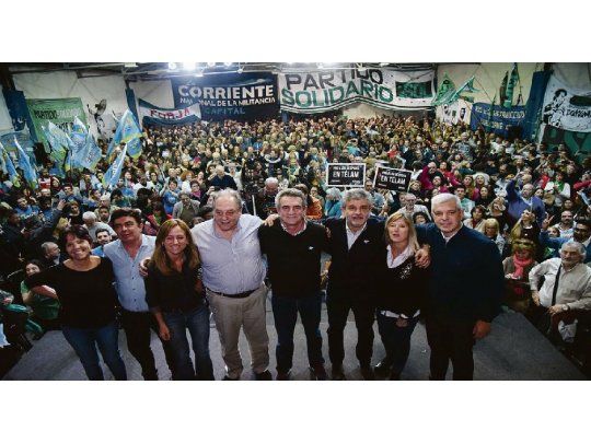 Foro. Carlos Heller, Agustín Rossi y Daniel Filmus, entre otros, el sábado en un “Foro por la Soberanía”.
