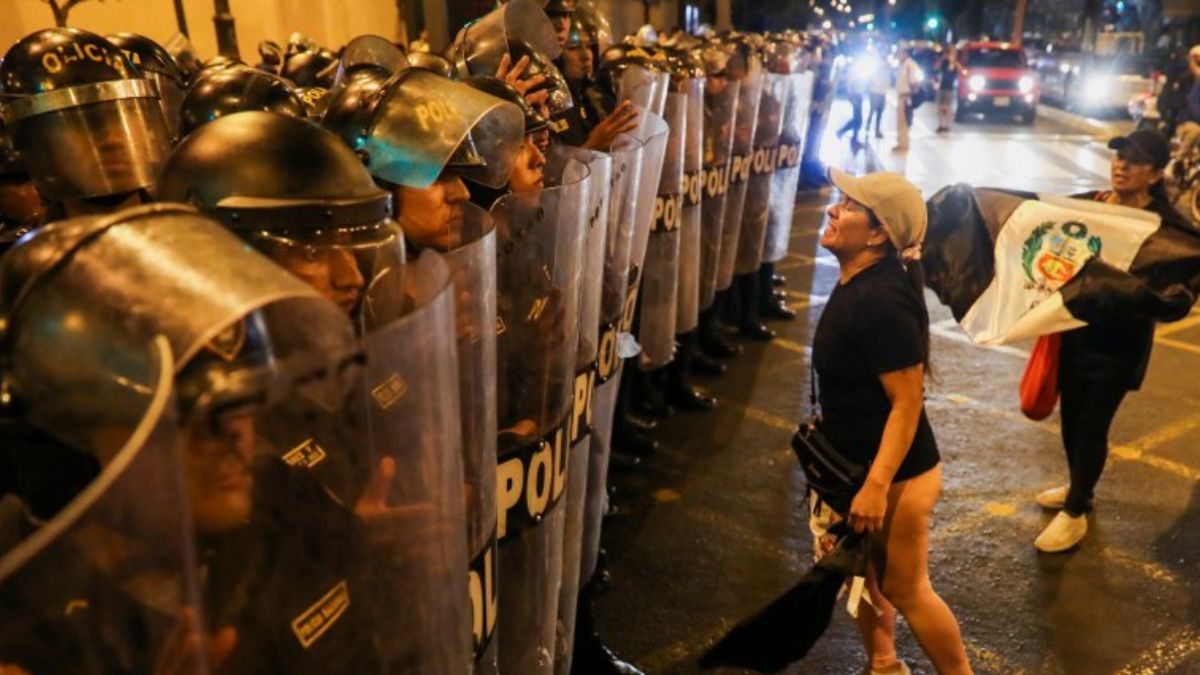 Peru extended the state of emergency and enabled the intervention of the military due to the protests