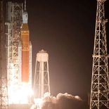 La misión prevé una vuelta completa alrededor del satélite natural y contará con la incorporación de un microsatélite diseñado en el país. La misión prevé una vuelta completa alrededor del satélite natural y contará con la incorporación de un microsatélite diseñado en el país.