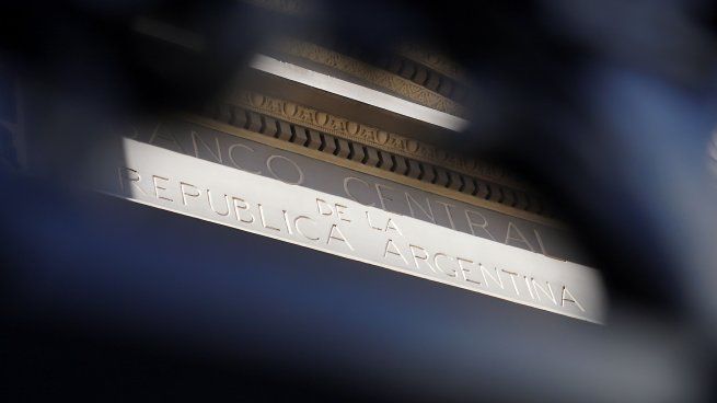 El oro del BCRA. La reacción de Carlos Rodríguez, lejos de ser aislada, expone una inquietud que empieza a ganar volumen y que promete seguir escalando en la agenda pública.