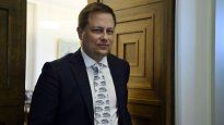 renuncio el ministro de economia de filandia tras 10 dias en el cargo