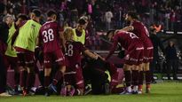 Lanús festejó un agónico triunfo ante Independiente.