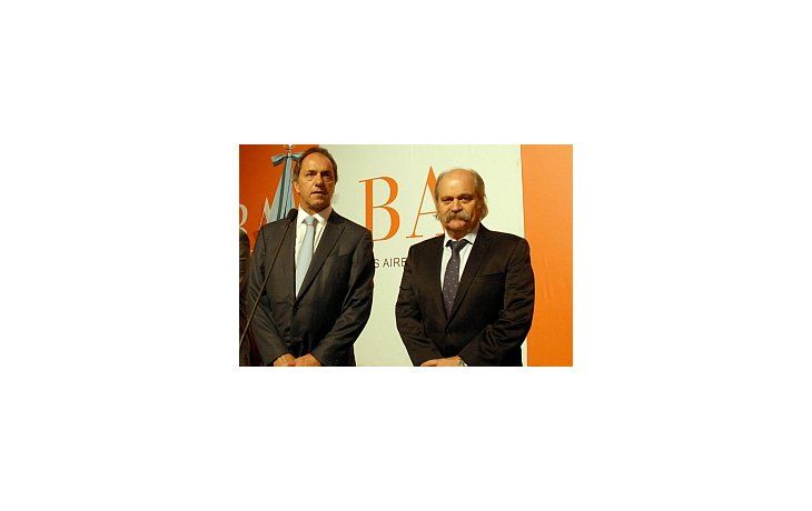 Alejandro Granados, junto a Daniel Scioli.
