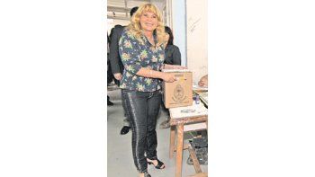 Aída Ayala se aseguró el pase hacia un tercer mandato como intendente de la capital provincial.