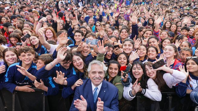 alberto juegos evita.jfif