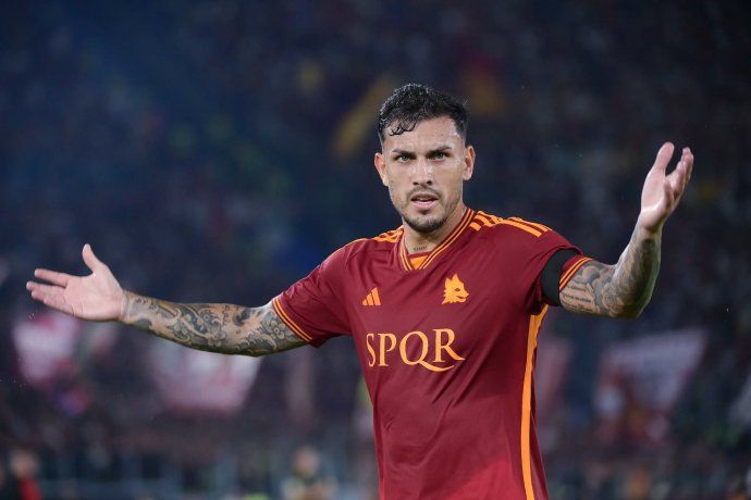 Juan Román Riquelme threw the ball to Leandro Paredes, currently at Roma. "When he comes back is more of a decision for him," he said. Juan Román Riquelme threw the ball to Leandro Paredes, currently at Roma. "When he comes back is more of a decision for him," he said.