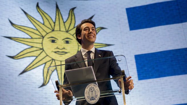 El senador Juan Sartori criticó al gobierno por su estrategia de política exterior.