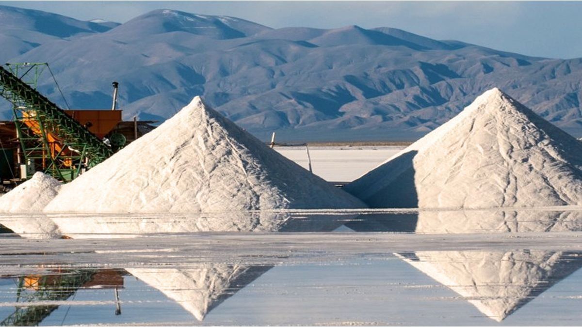 According to the BCR, lithium may become the fifth largest export complex in the country
