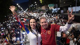 La líder opositora María Corina Machado y su candidato presidencial Edmundo González Urrutia.