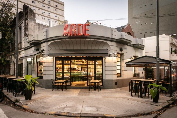 One of the most requested and outstanding cuts at this place is its flag roast. One of the most requested and outstanding cuts at this place is its flag roast.