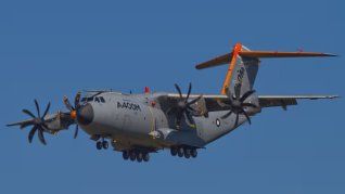 Se trata del Airbus A400M Atlas de la Royal Air Force con matrícula ZM413. Se trata del Airbus A400M Atlas de la Royal Air Force con matrícula ZM413.