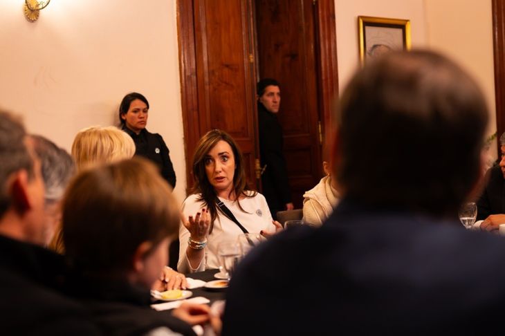 Villarruel mantuvo una agenda paralela a Presidencia en su visita a Tucumán.