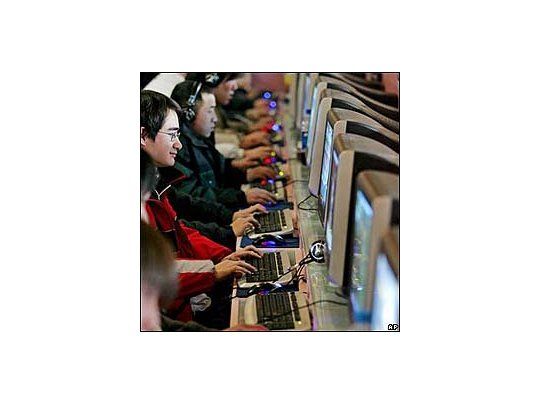 El número de internautas en el mundo subiría 45% en 2013.