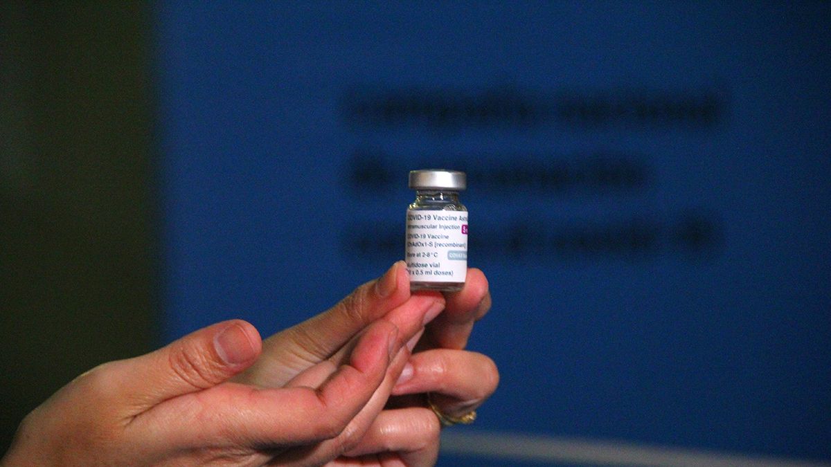 Authorize preventive treatment with AstraZeneca for immunosuppressed