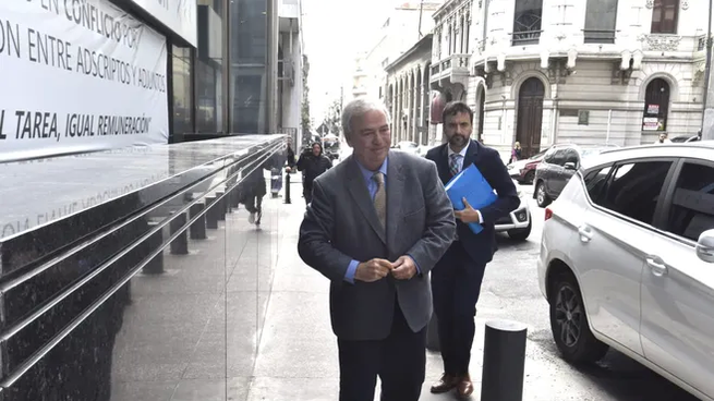 El ministro del Interio Luis Alberto Heber declaró por la entrega del pasaporte uruguayo a Sebastián Marset.