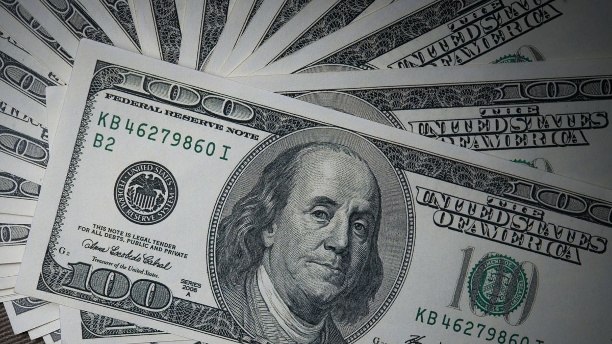 CCL dollar rises and is on track to complete a string of 7 consecutive rounds on the rise CCL dollar rises and is on track to complete a string of 7 consecutive rounds on the rise