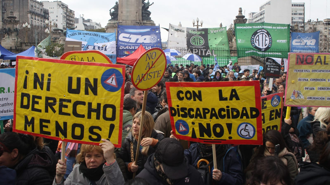 El Gobierno confirmó que promulgará la ley de discapacidad. 