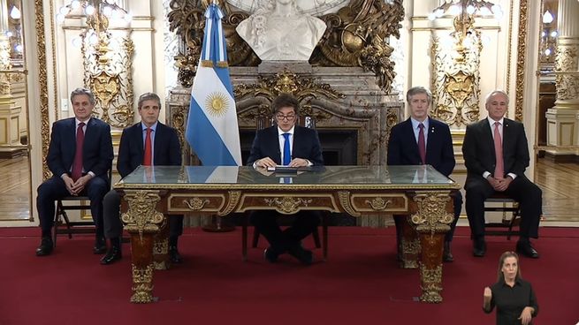 El Presidente emitió un discurso de los que nos tiene acostumbrado para tratar de explicar porque realizó los vetos.