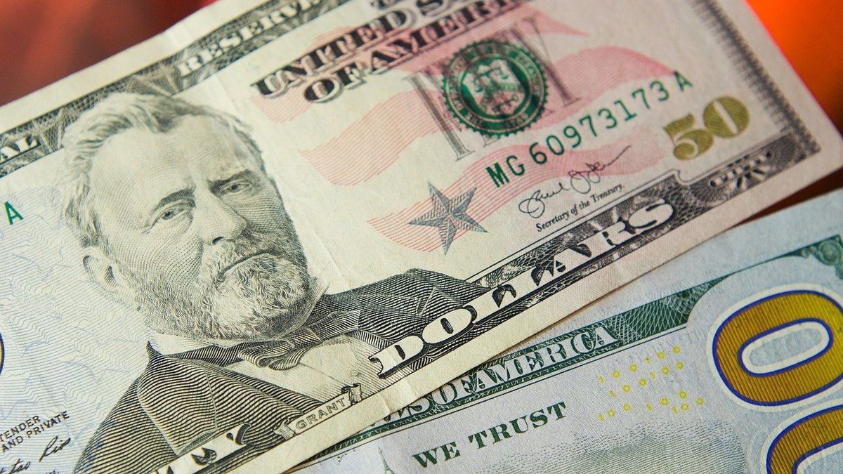 The dollar fell 0.22% and moved away from the  range