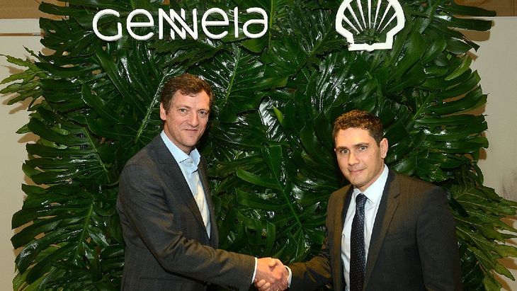 De la firma del acuerdo por las energías renovables para Vaca Muerta, participaron Ricardo Rodríguez, Presidente de Shell Argentina, y Bernardo Andrews, CEO de Genneia. De la firma del acuerdo por las energías renovables para Vaca Muerta, participaron Ricardo Rodríguez, Presidente de Shell Argentina, y Bernardo Andrews, CEO de Genneia.
