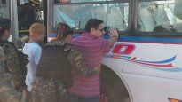 La Policía Bonaerense inició operativos en los colectivos.