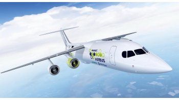 Desarrollan un avión híbrido para pasajeros, menos contaminante y silencioso