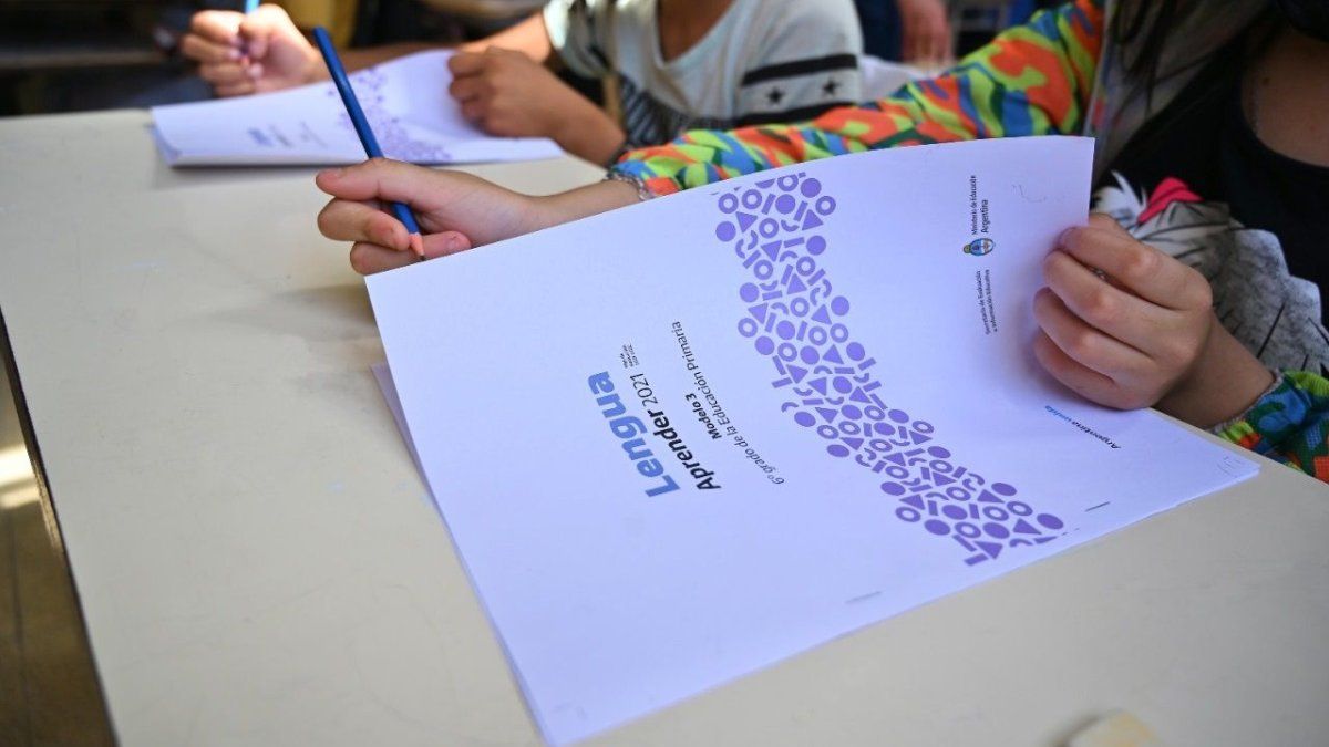 The National Literacy Plan advances with the Learn tests throughout the country