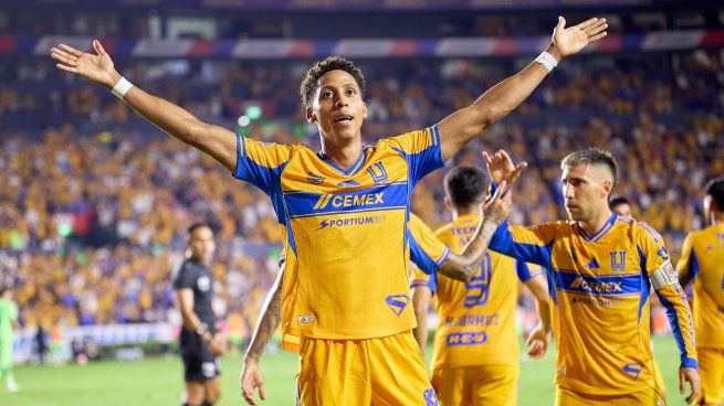 Tigres se lleva los primeros tres puntos al derrotar por la mínima a Juarez con un gol en solitario de Ozziel Herrera en el Estadio Universitario y con el debut de Angel Correa y el regreso del francés André-Pierre Gignac.