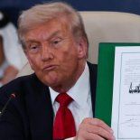 El Consejo de Seguridad de la ONU aprobó el plan de paz impulsado por Estados Unidos para poner fin a la guerra en Gaza. El Consejo de Seguridad de la ONU aprobó el plan de paz impulsado por Estados Unidos para poner fin a la guerra en Gaza.