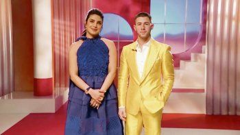 Anuncios. Priyanka Chopra y Nick Jonas anunciaron los candidatos.