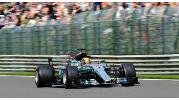 Hamilton logró una nueva pole y alcanzó el récord de Schumacher